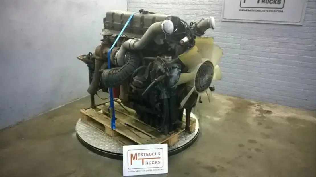 Renault Motor premium 420 DCI - المحرك - شاحنة: صور 1 Renault Motor premium 420 DCI - المحرك - شاحنة: صور 1