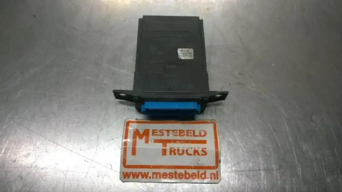 Volvo Centrale vergrendeling ECU - النظام الكهربائي - شاحنة: صور 1 Volvo Centrale vergrendeling ECU - النظام الكهربائي - شاحنة: صور 1