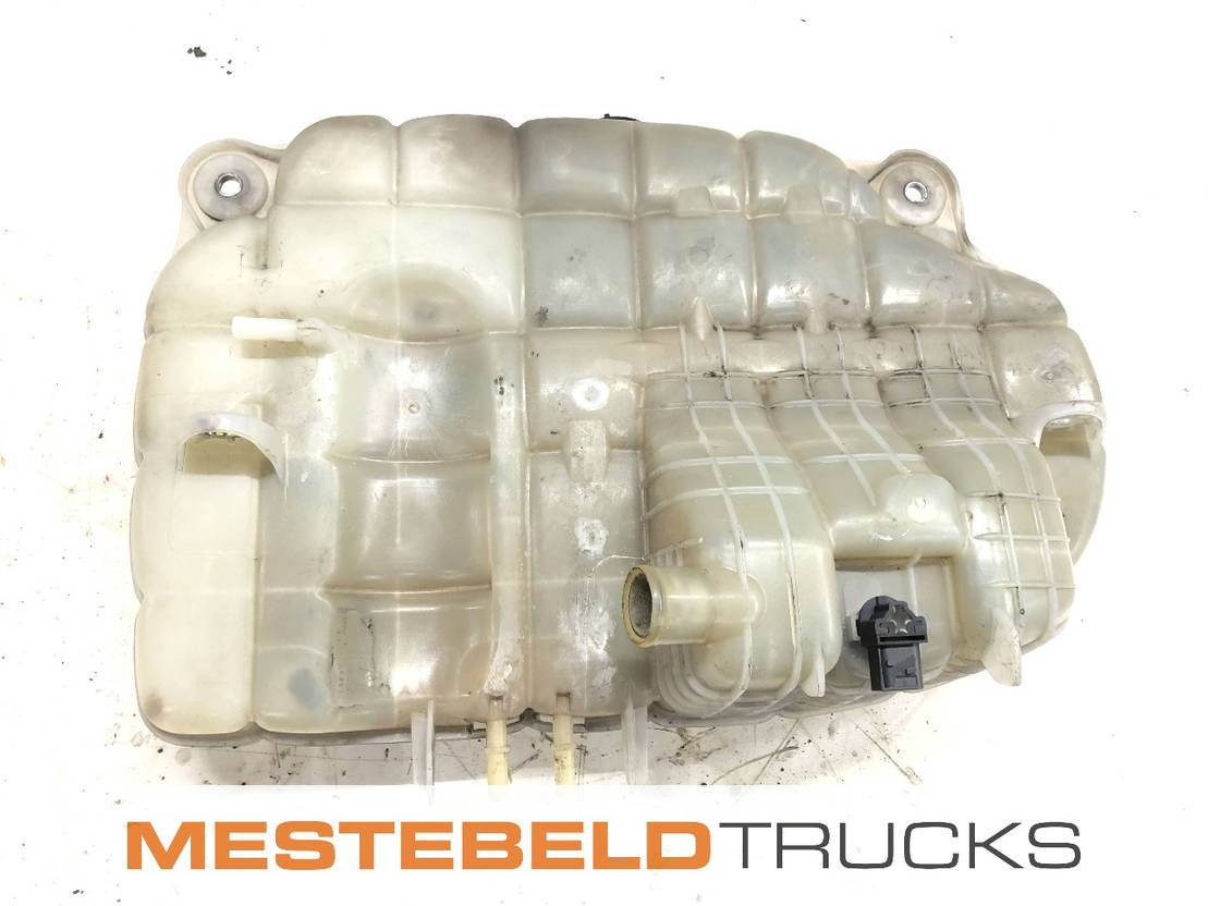 Volvo Expansietank - خزان التوسع - شاحنة: صور 1 Volvo Expansietank - خزان التوسع - شاحنة: صور 1