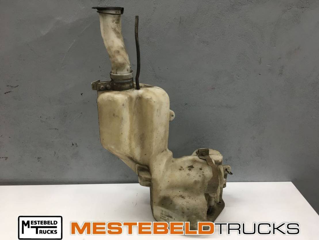 Volvo Ruitensproeierreservoir - الكابينة والداخلية - شاحنة: صور 1 Volvo Ruitensproeierreservoir - الكابينة والداخلية - شاحنة: صور 1