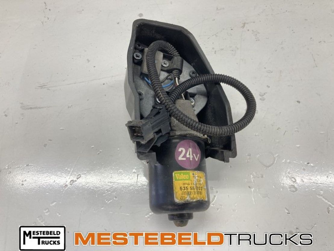 Volvo Ruitenwisser motor  - الكابينة والداخلية - شاحنة: صور 1 Volvo Ruitenwisser motor  - الكابينة والداخلية - شاحنة: صور 1
