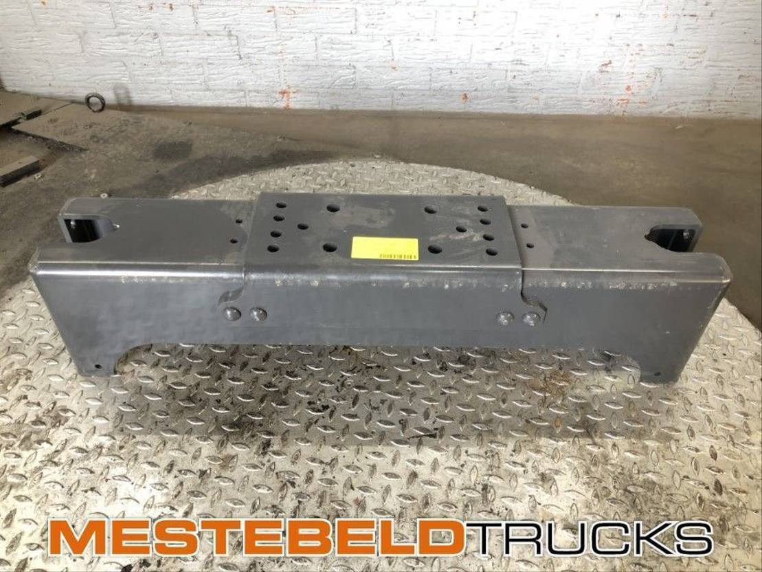 Volvo Trekbalk voorkant - الإطار/ الشاسيه - شاحنة: صور 1 Volvo Trekbalk voorkant - الإطار/ الشاسيه - شاحنة: صور 1