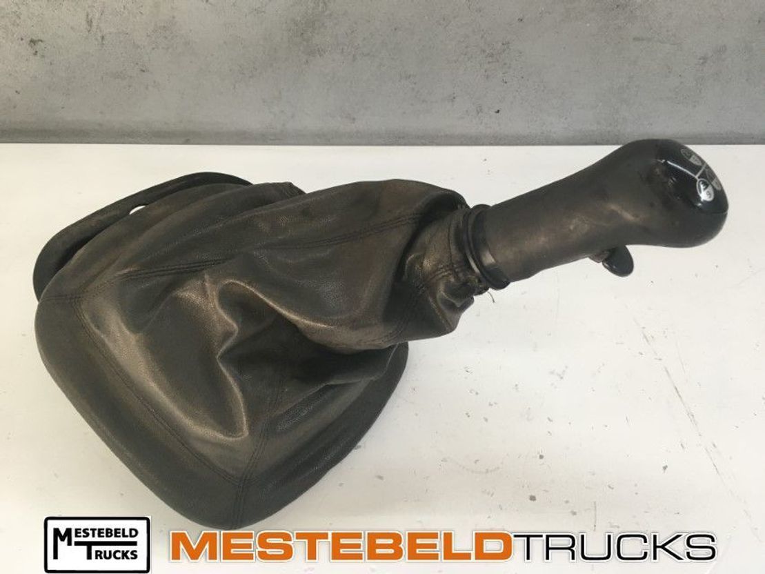 Volvo Versnellingspook - الكابينة والداخلية - شاحنة: صور 1 Volvo Versnellingspook - الكابينة والداخلية - شاحنة: صور 1