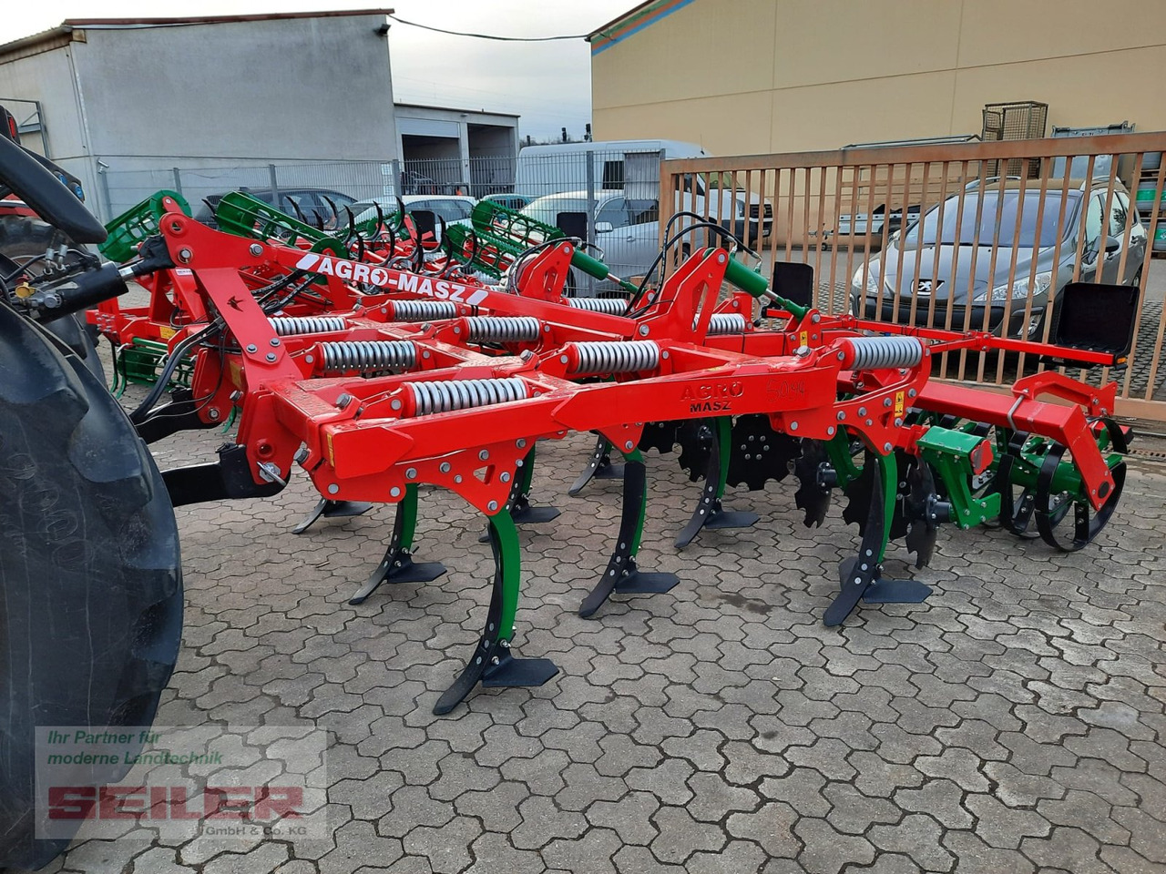 Agro-Masz Runner 30 Federstempel 600 - مسلفة: صور 2 Agro-Masz Runner 30 Federstempel 600 - مسلفة: صور 2
