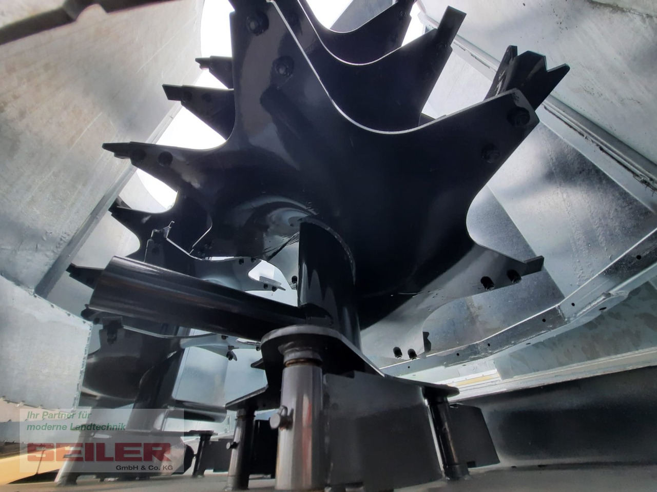 نثر السماد جديد Fliegl ADS 100 Einachs 9m³: صور 8