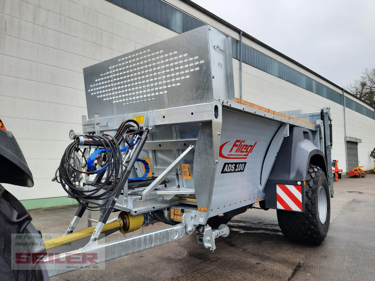 Fliegl ADS 100 Einachs 9m³ - نثر السماد: صور 2 Fliegl ADS 100 Einachs 9m³ - نثر السماد: صور 2