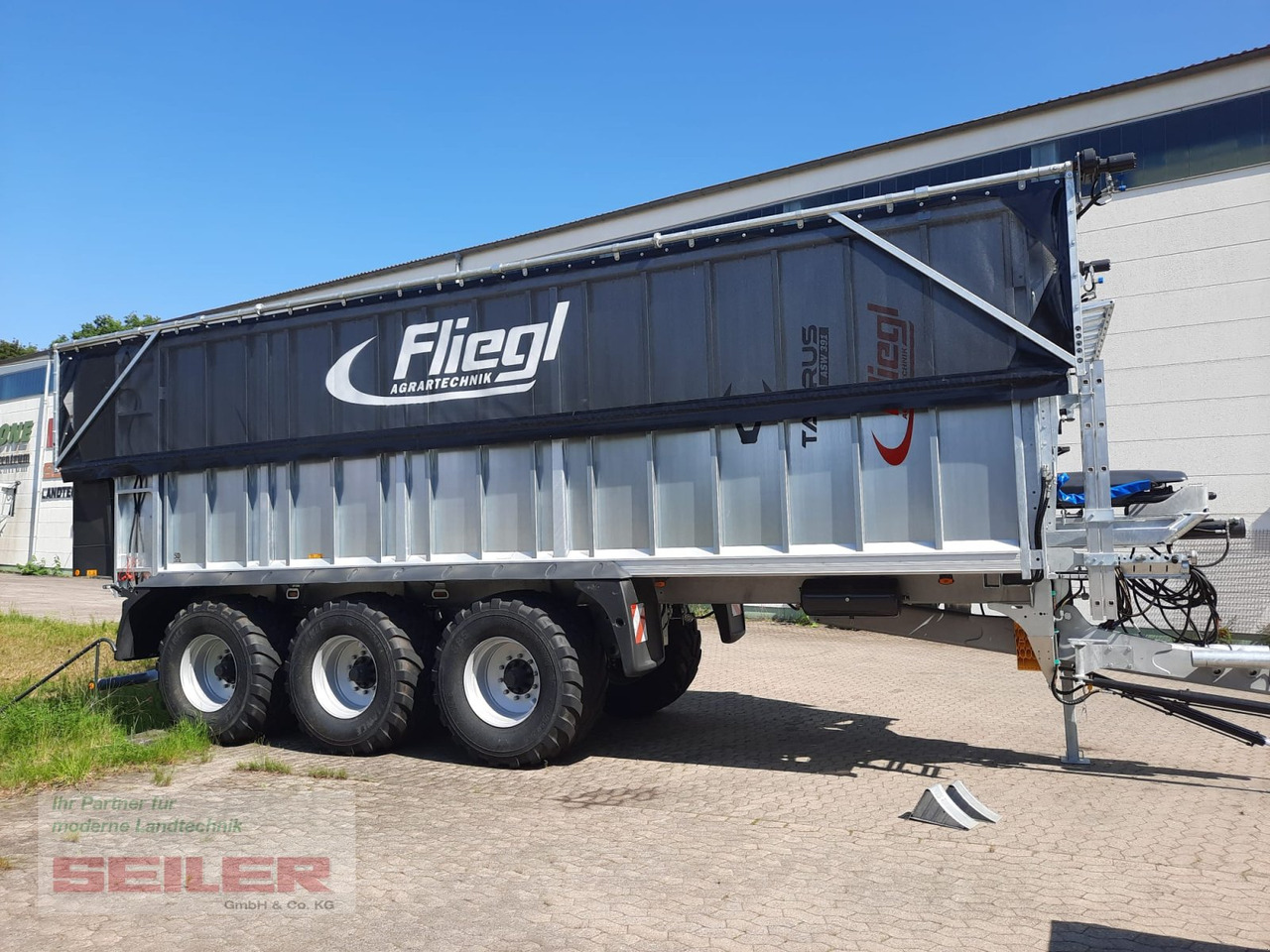 Fliegl ASW 391 TAURUS FOX 50m³ ZWL + Top Lift Light - مقطورات الاعلاف: صور 1 Fliegl ASW 391 TAURUS FOX 50m³ ZWL + Top Lift Light - مقطورات الاعلاف: صور 1