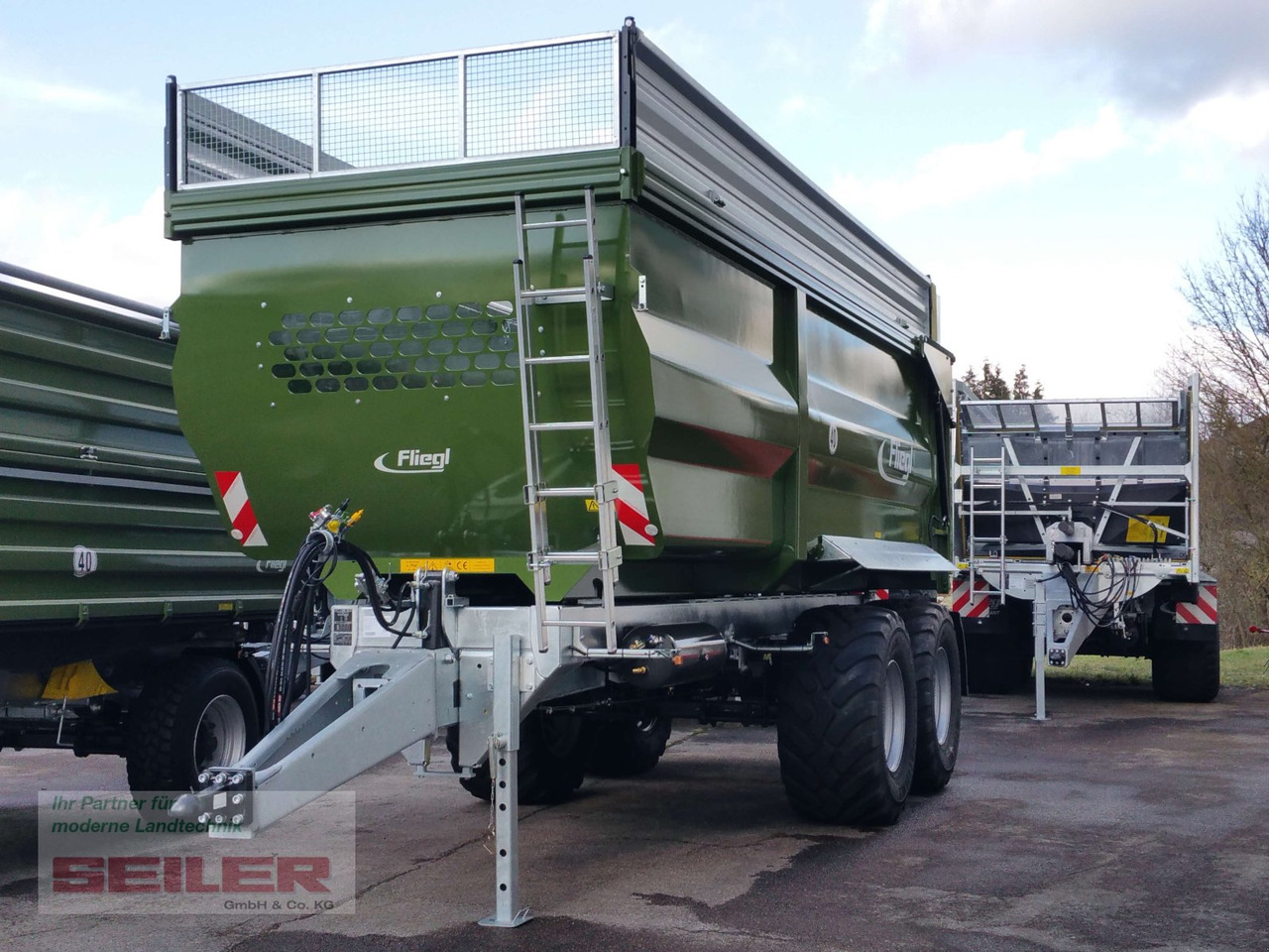 Fliegl TMK 269 FOX JUMBO 38m³ - قلابة مقطورة الزراعية: صور 1 Fliegl TMK 269 FOX JUMBO 38m³ - قلابة مقطورة الزراعية: صور 1