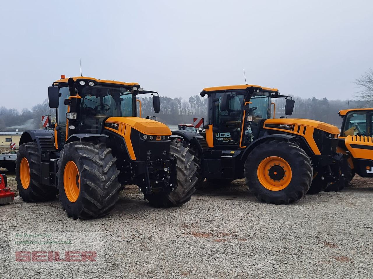 JCB Fastrac 4220 iCON 710/60R30 Trimble-ready - جرار: صور 1 JCB Fastrac 4220 iCON 710/60R30 Trimble-ready - جرار: صور 1
