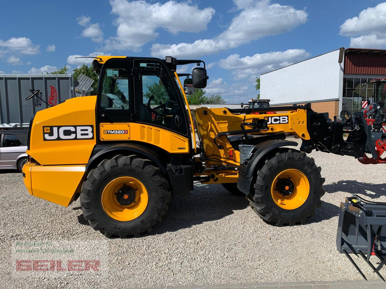 JCB TM 320 S Agri - جرافة ذات عجلات تلسكوبية: صور 3 JCB TM 320 S Agri - جرافة ذات عجلات تلسكوبية: صور 3