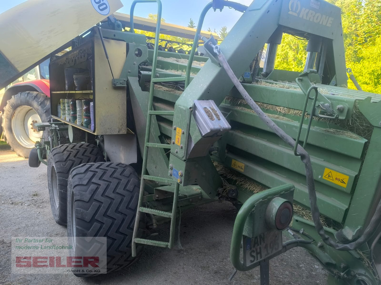 Krone Big Pack 1270 XC - مكبس البالات المستطيله: صور 4 Krone Big Pack 1270 XC - مكبس البالات المستطيله: صور 4