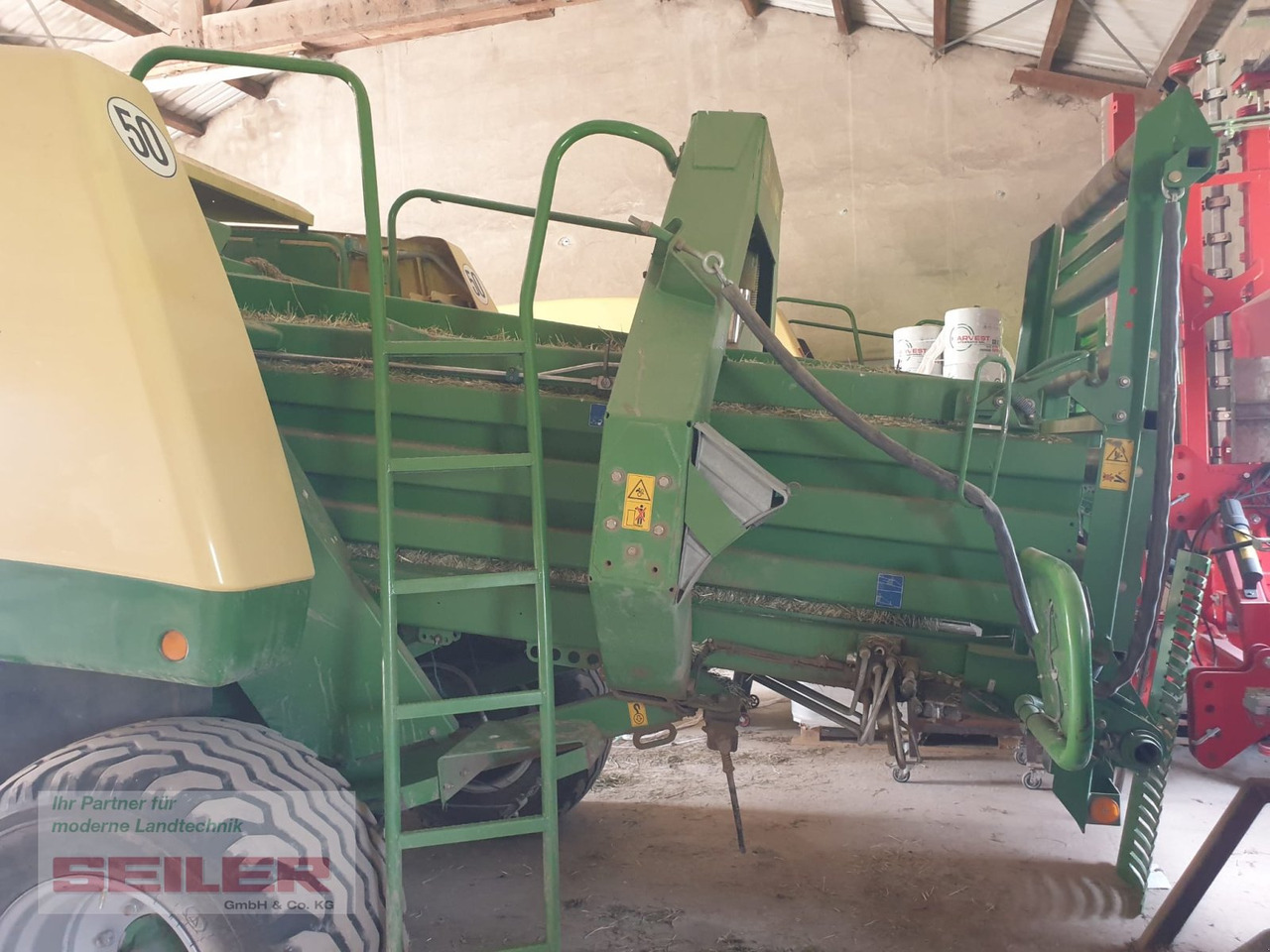 Krone Big Pack 1270 XC - مكبس البالات المستطيله: صور 4 Krone Big Pack 1270 XC - مكبس البالات المستطيله: صور 4