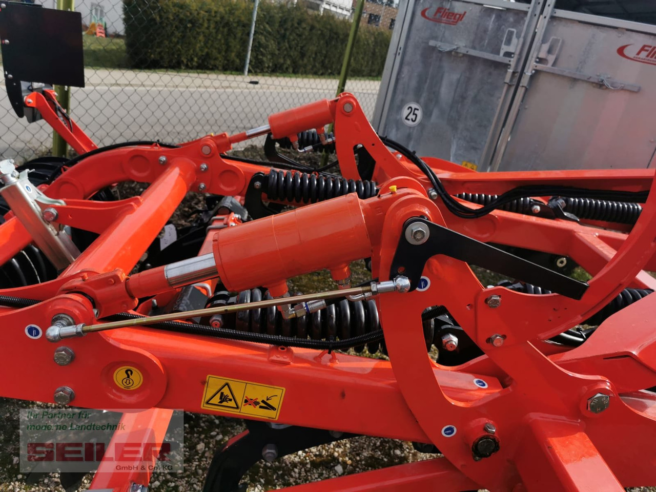 Kuhn Cultimer L 300 NSM - مسلفة: صور 4 Kuhn Cultimer L 300 NSM - مسلفة: صور 4