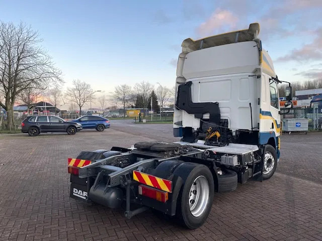 DAF CF 85.410 Automatic Euro 5 - شاحنة جرار: صور 3 DAF CF 85.410 Automatic Euro 5 - شاحنة جرار: صور 3