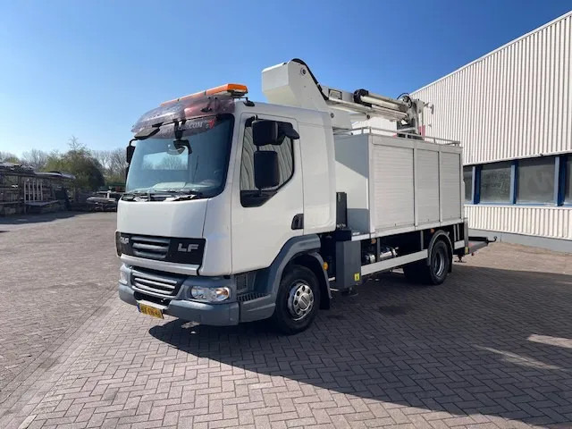 DAF LF 45.160 CUSTERS Hoogwerker 14,5 mtr / Skyworker 14,5mtr - مصاعد الازدهار محمولة على شاحنة: صور 4 DAF LF 45.160 CUSTERS Hoogwerker 14,5 mtr / Skyworker 14,5mtr - مصاعد الازدهار محمولة على شاحنة: صور 4