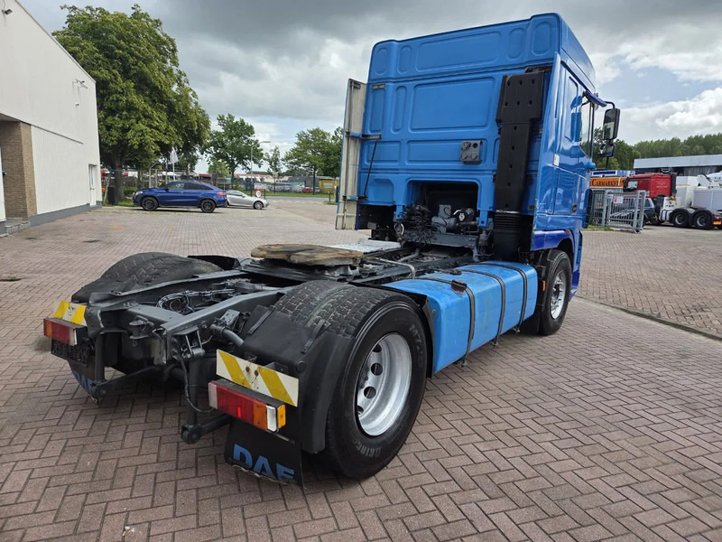 DAF XF 95.430 Automatic Euro 4 - شاحنة جرار: صور 4 DAF XF 95.430 Automatic Euro 4 - شاحنة جرار: صور 4