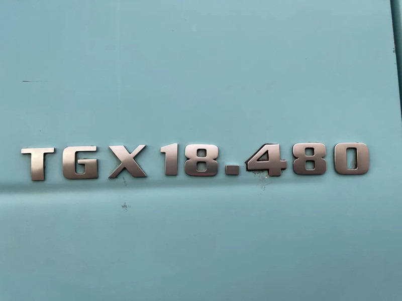 شاحنة جرار MAN TGX 18.480 Euro 5 Retarder 2 Tanks: صور 16