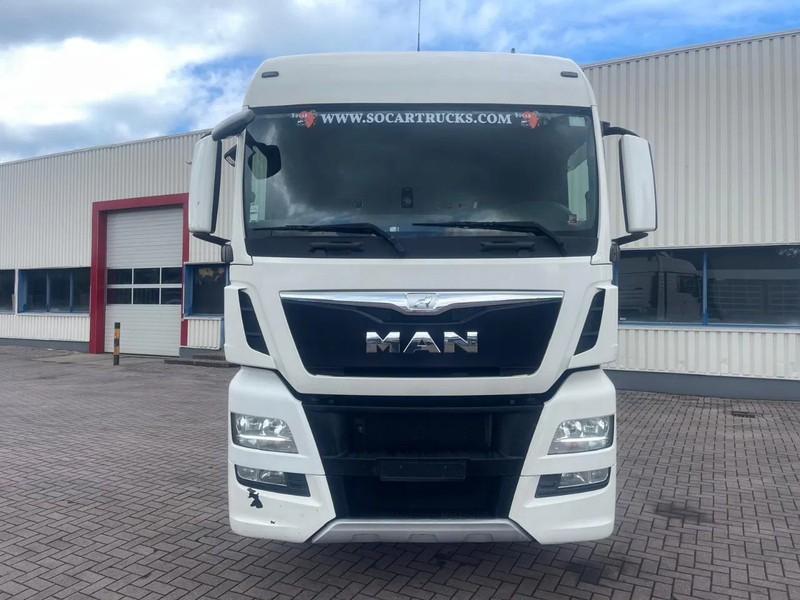 MAN TGX 18.560 Euro 6 Retarder 2Tank - شاحنة جرار: صور 2 MAN TGX 18.560 Euro 6 Retarder 2Tank - شاحنة جرار: صور 2
