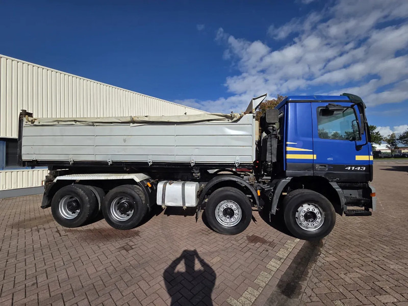 Mercedes-Benz Actros 4143 8X4 TIPPER (THREE PEDALS) - قلابات: صور 2 Mercedes-Benz Actros 4143 8X4 TIPPER (THREE PEDALS) - قلابات: صور 2