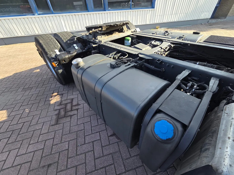 Renault Premium 450 Manual gearbox 2 Tanks Retarder - شاحنة جرار: صور 3 Renault Premium 450 Manual gearbox 2 Tanks Retarder - شاحنة جرار: صور 3