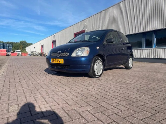 Toyota Yaris 1.3 3DRS - هاتشباك: صور 3 Toyota Yaris 1.3 3DRS - هاتشباك: صور 3