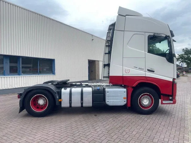 Volvo FH 13.460 2Tanks-NL~Truck-Parking Cool TUV - شاحنة جرار: صور 5 Volvo FH 13.460 2Tanks-NL~Truck-Parking Cool TUV - شاحنة جرار: صور 5