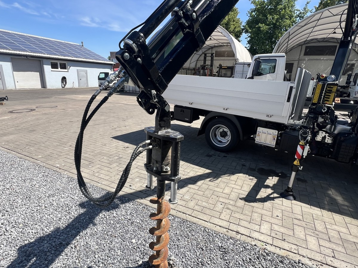 FUSO 3S15 Alu Pritsche 2.80m Ladekran Bohrgerät - الشاحنات الصغيرة المسطحة: صور 3 FUSO 3S15 Alu Pritsche 2.80m Ladekran Bohrgerät - الشاحنات الصغيرة المسطحة: صور 3