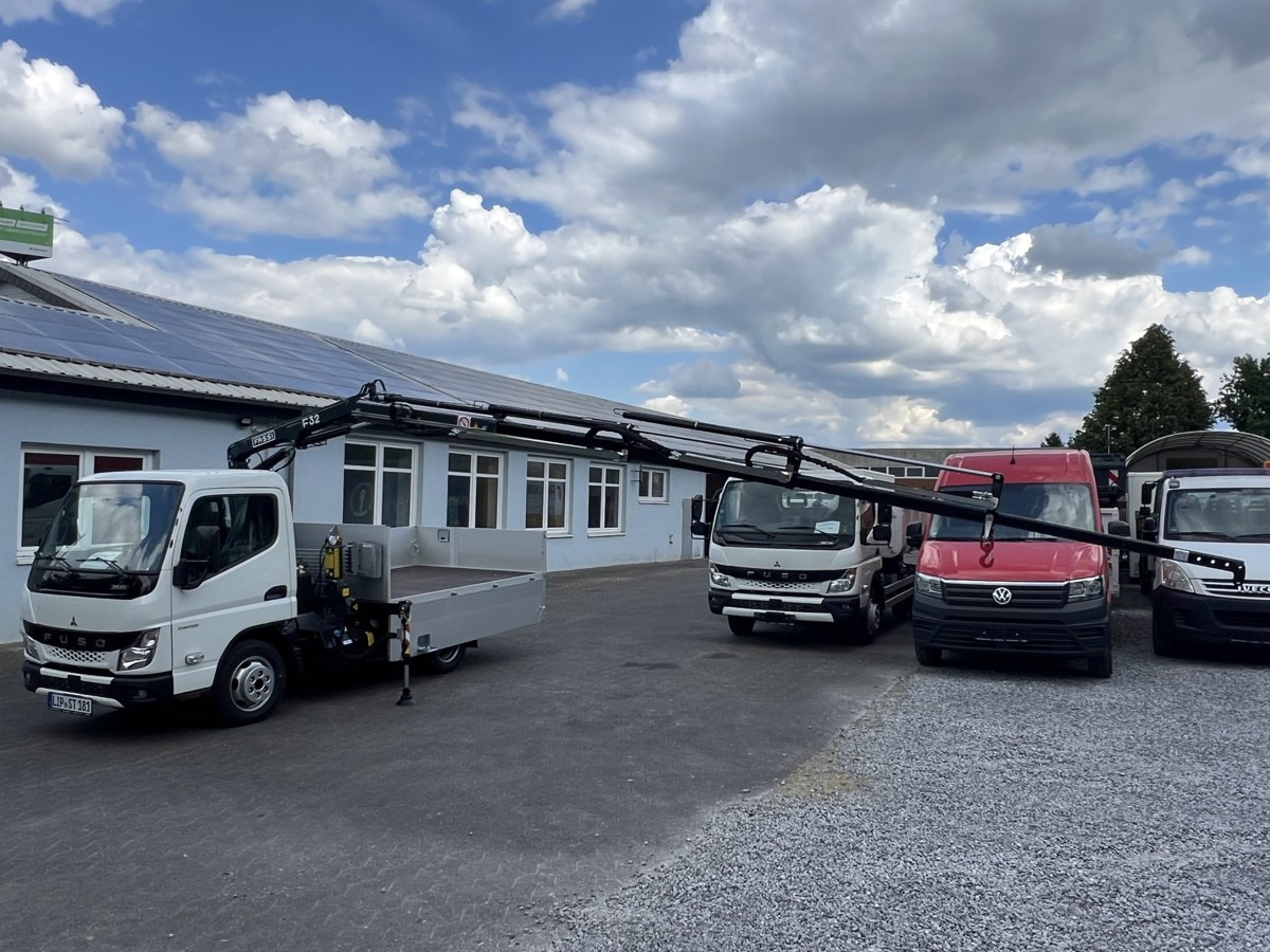 FUSO 3S15 Alu Pritsche 2.80m Ladekran Bohrgerät - الشاحنات الصغيرة المسطحة: صور 5 FUSO 3S15 Alu Pritsche 2.80m Ladekran Bohrgerät - الشاحنات الصغيرة المسطحة: صور 5