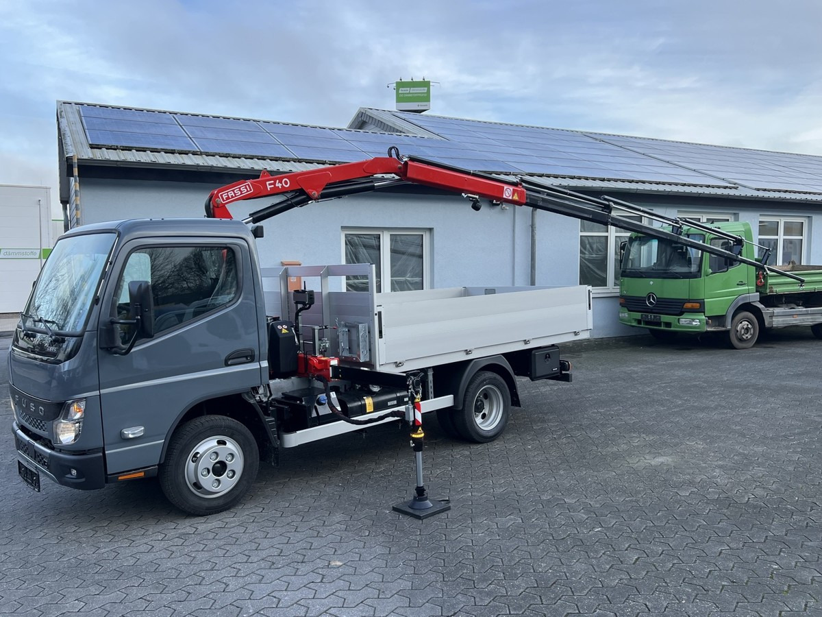 FUSO 6S15 Pritsche 3.0m Kran 4xhydr. Funk! - شاحنة كرين, شاحنات مسطحة: صور 2 FUSO 6S15 Pritsche 3.0m Kran 4xhydr. Funk! - شاحنة كرين, شاحنات مسطحة: صور 2
