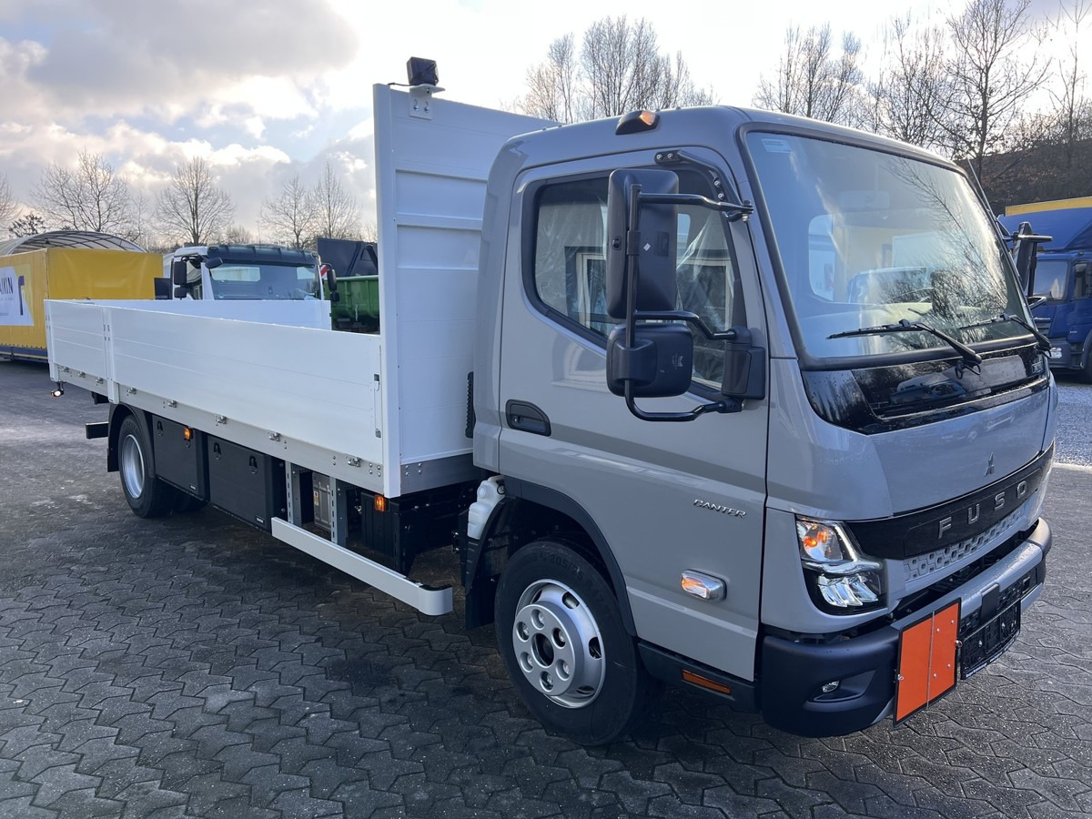 FUSO Canter 7C18 Gastransport ADR Gefahrgut Pritsche - الشاحنات الصغيرة المسطحة: صور 3 FUSO Canter 7C18 Gastransport ADR Gefahrgut Pritsche - الشاحنات الصغيرة المسطحة: صور 3