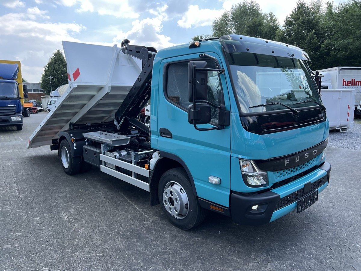 FUSO Canter FUSO 9C18 City Abrollkipper Krokbil Color - شاحنة ذات الخطاف, شاحنة كرين: صور 3 FUSO Canter FUSO 9C18 City Abrollkipper Krokbil Color - شاحنة ذات الخطاف, شاحنة كرين: صور 3