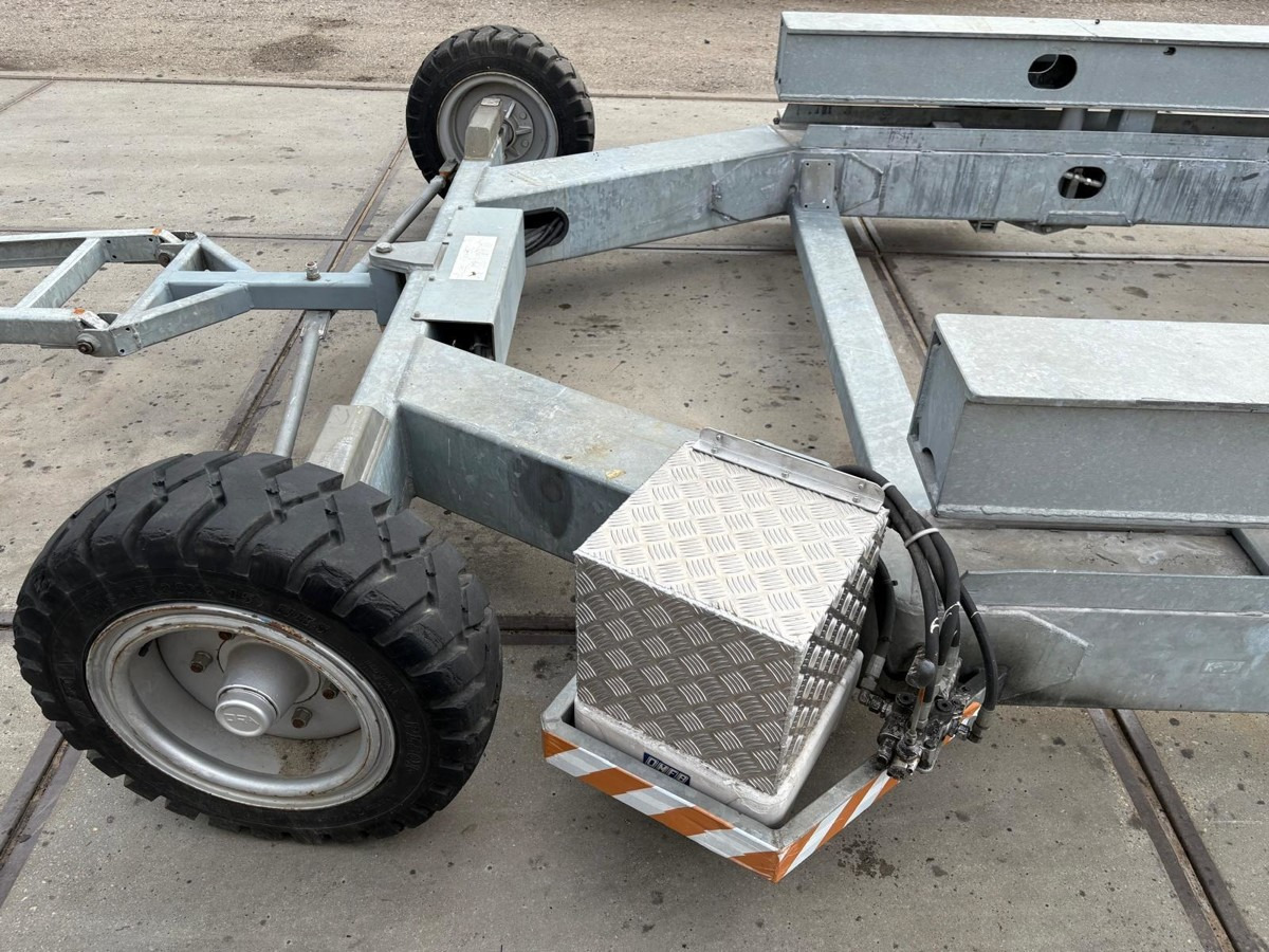 HARBECK Hafentrailer Harbeck LTS200 20t - مقطورة القارب: صور 5 HARBECK Hafentrailer Harbeck LTS200 20t - مقطورة القارب: صور 5