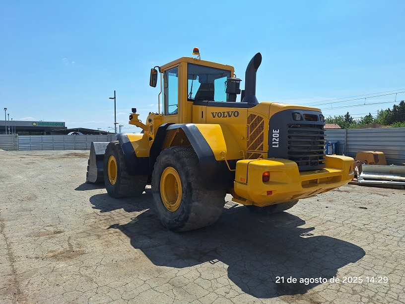 VOLVO L120E - اللودر بعجل: صور 3 VOLVO L120E - اللودر بعجل: صور 3
