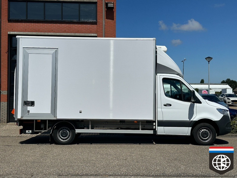 Mercedes-Benz Sprinter - الشاحنات الصغيرة المبردة: صور 3 Mercedes-Benz Sprinter - الشاحنات الصغيرة المبردة: صور 3