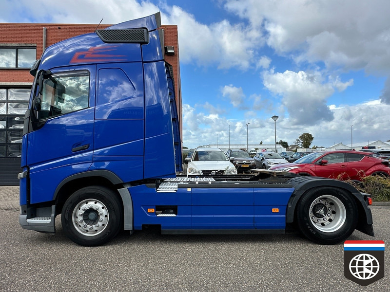 Volvo FH 460 CHASSIS: JB / FULL SPOILER / LOW KM - شاحنة جرار: صور 3 Volvo FH 460 CHASSIS: JB / FULL SPOILER / LOW KM - شاحنة جرار: صور 3