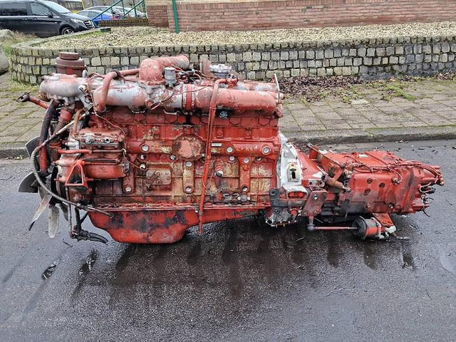 Iveco Turbostar 190-360 - قطع الغيار: صور 2 Iveco Turbostar 190-360 - قطع الغيار: صور 2
