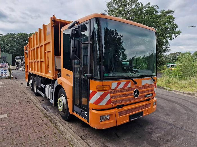 Mercedes-Benz Econic 2628 - شاحنة القمامة: صور 3 Mercedes-Benz Econic 2628 - شاحنة القمامة: صور 3
