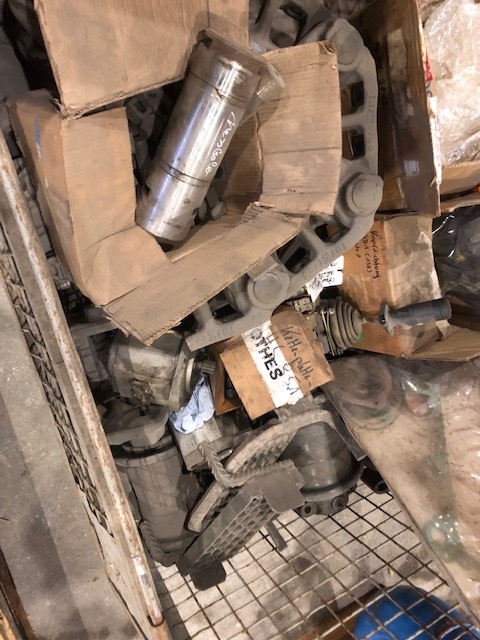 HITACHI KH 180 - رافعة مجنزرة: صور 2 HITACHI KH 180 - رافعة مجنزرة: صور 2