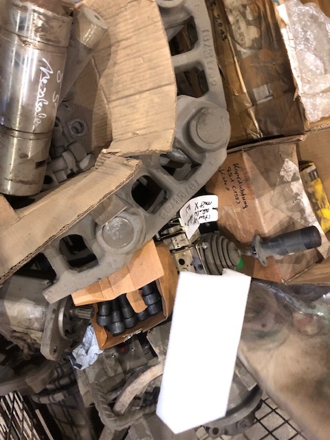 HITACHI KH 180 - رافعة مجنزرة: صور 4 HITACHI KH 180 - رافعة مجنزرة: صور 4