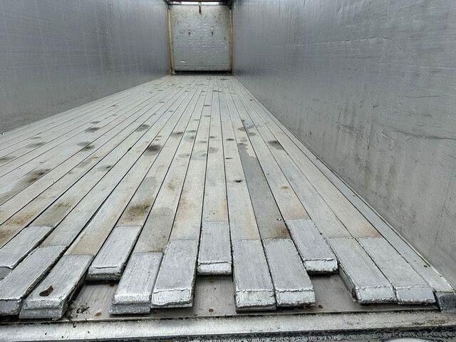 Carnehl CSS/AL, 93m³, 8mm Boden, SAF, Rollplane - بصندوق مغلق نصف مقطورة: صور 5 Carnehl CSS/AL, 93m³, 8mm Boden, SAF, Rollplane - بصندوق مغلق نصف مقطورة: صور 5