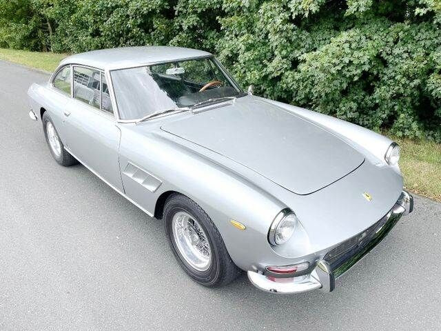 Ferrari 330 GT Coupe 2+2/TÜV neu/H-Zulassung - سيارة: صور 4 Ferrari 330 GT Coupe 2+2/TÜV neu/H-Zulassung - سيارة: صور 4