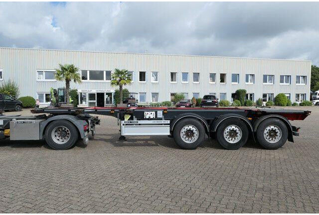 Fliegl SDS 380, ADR, Tankwagen, 20 & 30 Fuß Container - عربة مسطحة منخفضة نصف مقطورة: صور 5 Fliegl SDS 380, ADR, Tankwagen, 20 & 30 Fuß Container - عربة مسطحة منخفضة نصف مقطورة: صور 5