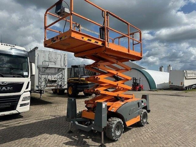 Haulotte Compact 12 DX, Geländegängig, Kubota, 12,15m - رافعات مقصية: صور 2 Haulotte Compact 12 DX, Geländegängig, Kubota, 12,15m - رافعات مقصية: صور 2