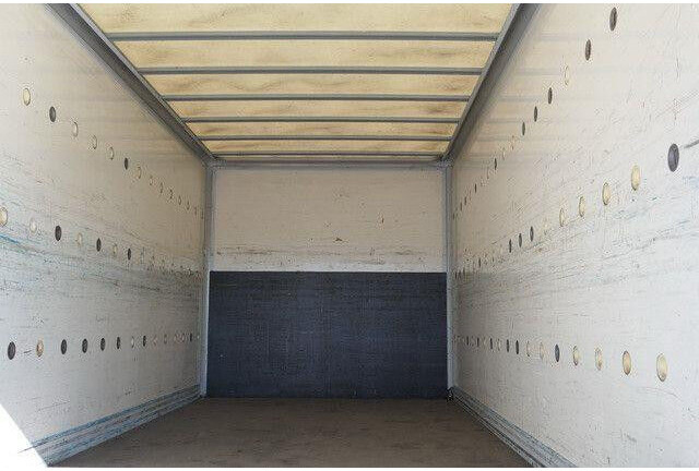 بصندوق مغلق شاحنة Iveco 80E18 4x2, LBW, AHK, Klima, 6.100mm lang: صور 9