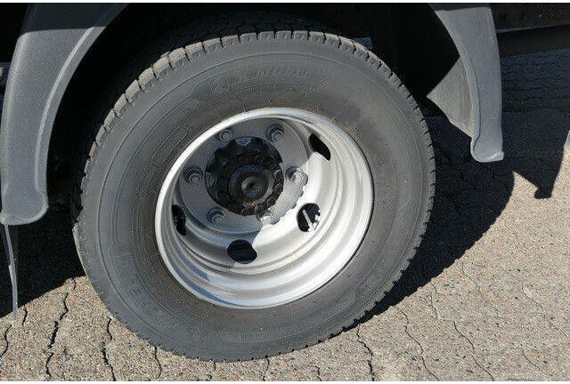 بصندوق مغلق شاحنة Iveco 80E18 4x2, LBW, AHK, Klima, 6.100mm lang: صور 12