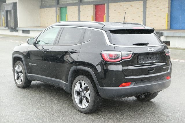 Jeep Compass Limited 4WD/AHK/Klima - سيارة دفع رباعي: صور 5 Jeep Compass Limited 4WD/AHK/Klima - سيارة دفع رباعي: صور 5