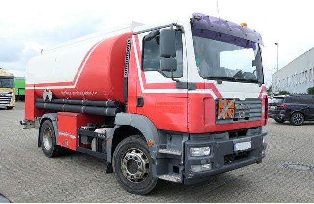 MAN 18.280 TGM, 14m³, 3 Kammern, 2x Schlauchtrommel - شاحنة صهريج: صور 4 MAN 18.280 TGM, 14m³, 3 Kammern, 2x Schlauchtrommel - شاحنة صهريج: صور 4