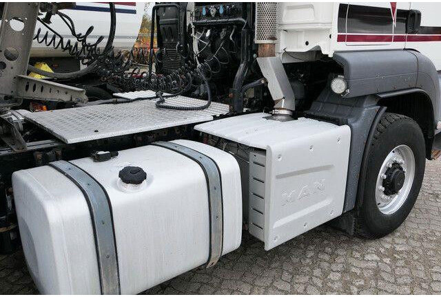 MAN 18.440 TGS 4x4, HydroDrive, Hydr., Klima, Navi - شاحنة جرار: صور 3 MAN 18.440 TGS 4x4, HydroDrive, Hydr., Klima, Navi - شاحنة جرار: صور 3