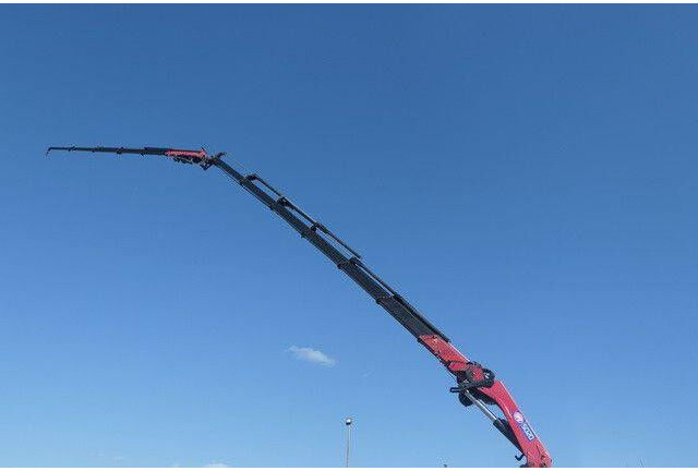 MAN 28.500 TGX 6X2-2 BLS, Kran HMF 5020-K6, Funk,23m - شاحنة جرار: صور 3 MAN 28.500 TGX 6X2-2 BLS, Kran HMF 5020-K6, Funk,23m - شاحنة جرار: صور 3