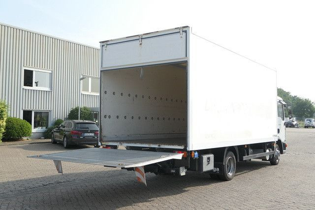 MAN 8.180 TGL 4x2, Fahrschule, LBW, 3. Sitze, 158tkm - الشاحنات الصغيرة صندوق مغلق: صور 4 MAN 8.180 TGL 4x2, Fahrschule, LBW, 3. Sitze, 158tkm - الشاحنات الصغيرة صندوق مغلق: صور 4